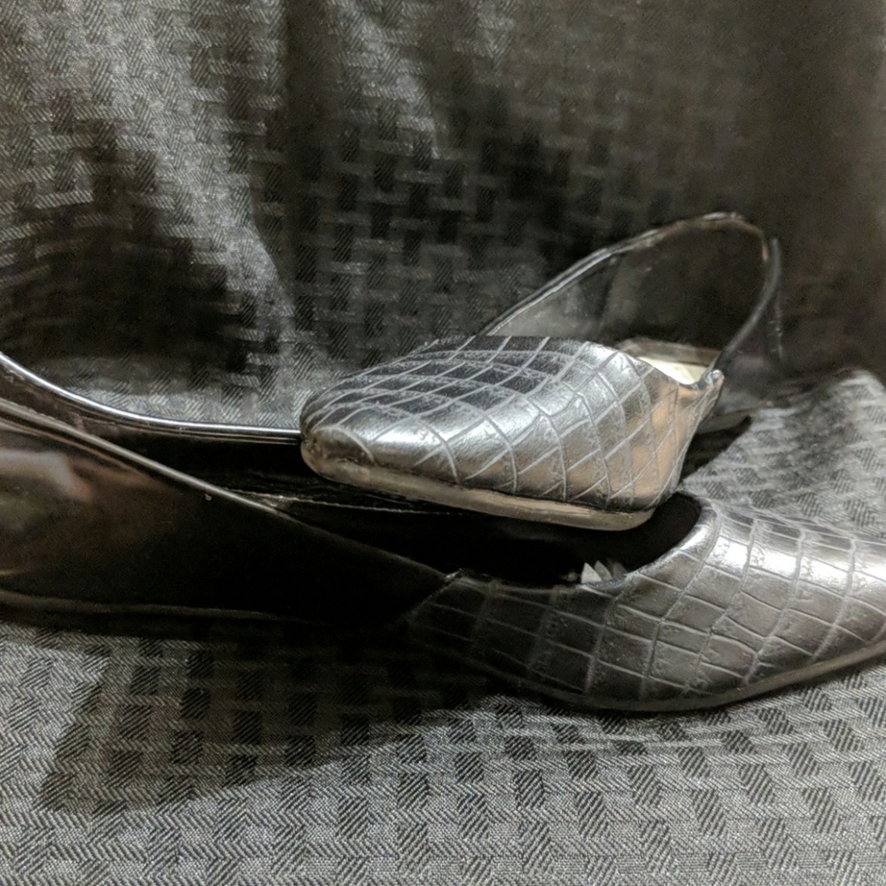Black flats